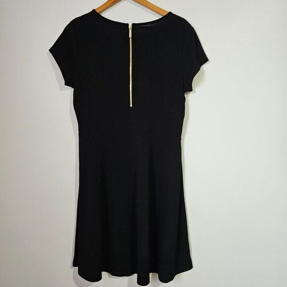 NWT MICHAEL KORS BLACK SCOOP NECK SKATER DRESS SHORT SIZE LARGE - Picture 2 of 16